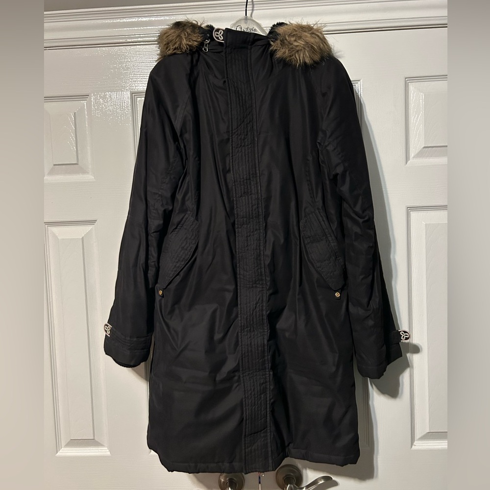 Aritzia TNA Black Fur-Lined Parka